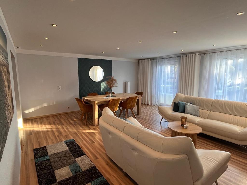 Hotel Pommerscher Hof 치노비츠 외부 사진
