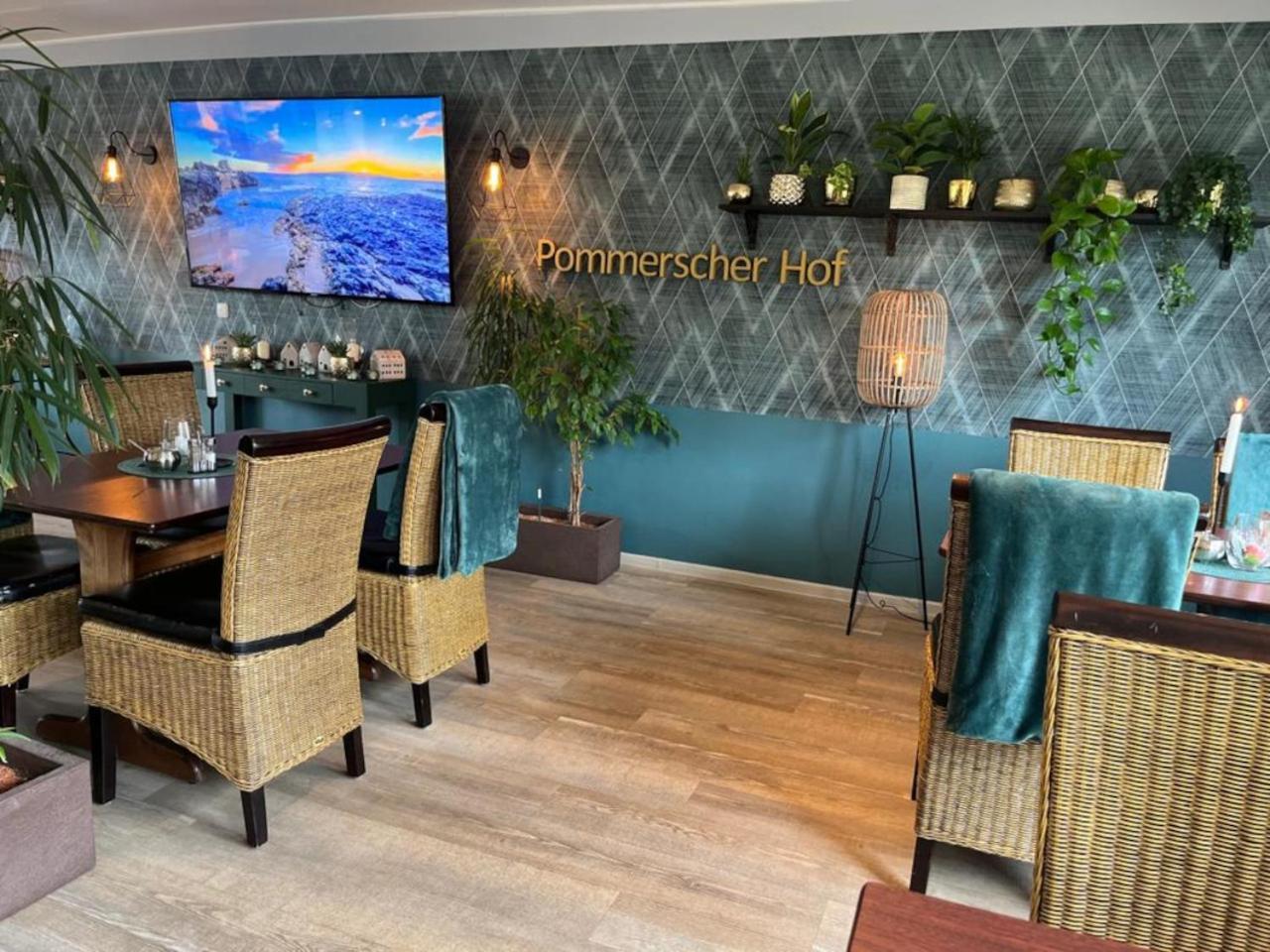 Hotel Pommerscher Hof 치노비츠 외부 사진