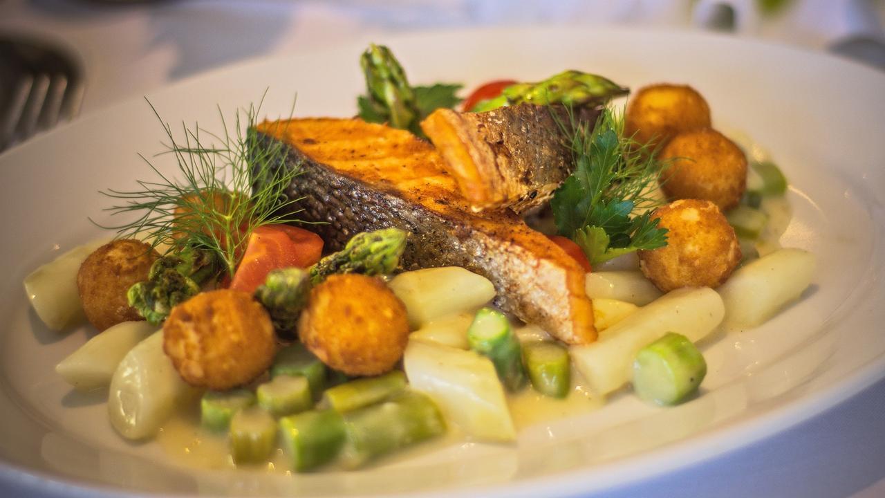 Hotel Pommerscher Hof 치노비츠 외부 사진