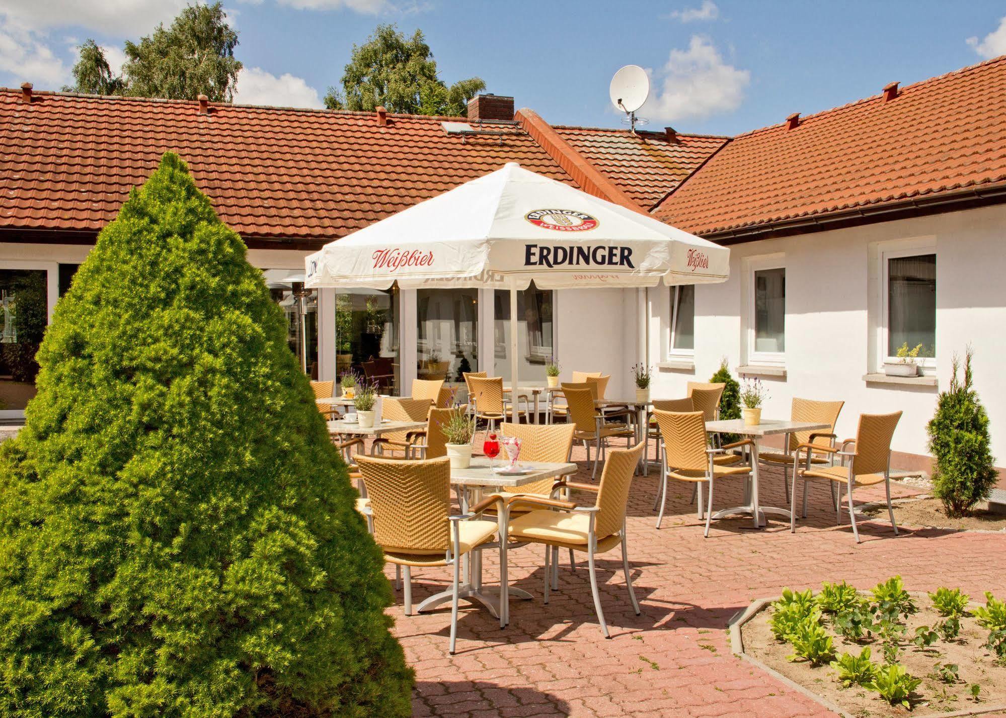 Hotel Pommerscher Hof 치노비츠 외부 사진